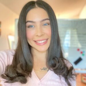 Meet your Posher, Fatemah